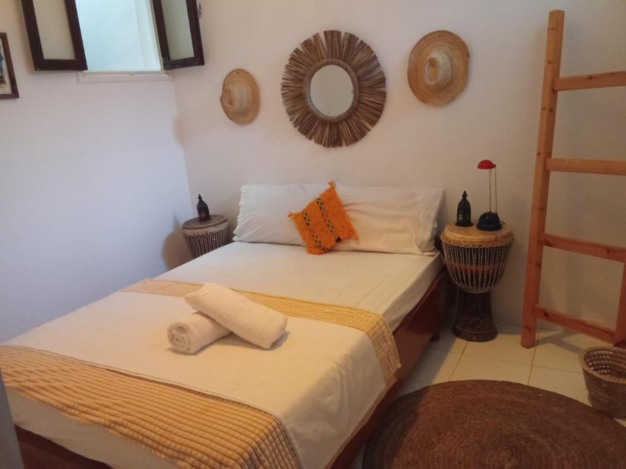 Surfer Rosa Hostel Tamraght 외부 사진
